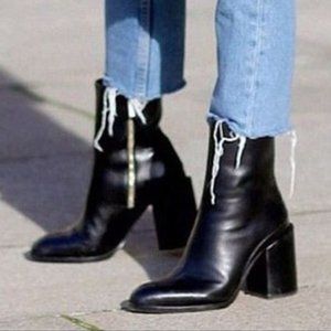 Dear Frances Spirit Boot - size 7 - nappa leather